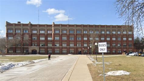 Michigan schools temporarily close due to structural concerns