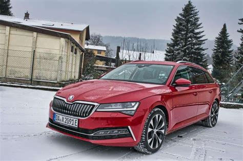 Škoda SUPERB COMBI iV Style 1 4 TSI PHEV im Test Fahrbericht