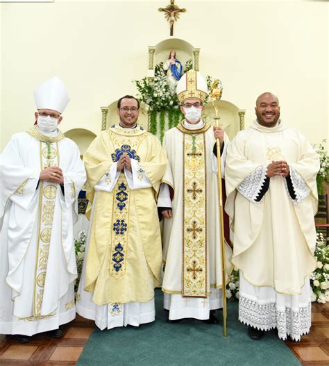 Padre Robinson O Mais Novo Sacerdote Da Diocese De S O Carlos