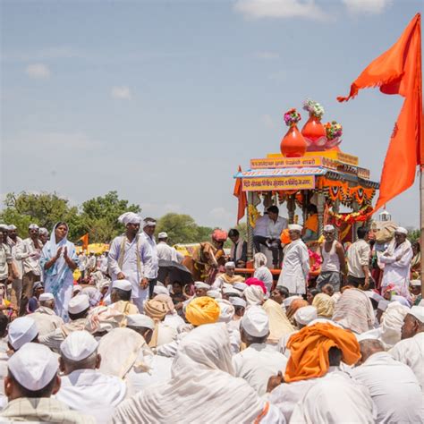 Maha Govt Exempts Tax For Vehicles Heading To Pandharpur For Ashadhi