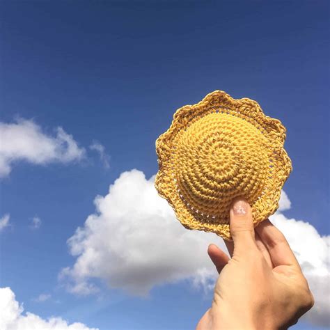 Pin Me Sunshine Crochet Pin Cushion Free Pattern Dora Does