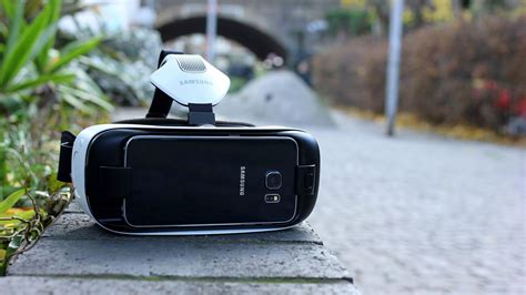 Samsung Gear VR review: a must have for Galaxy phone owners | T3