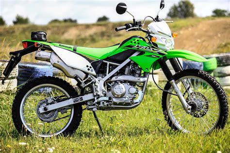 Kawasaki Klx Stills Details