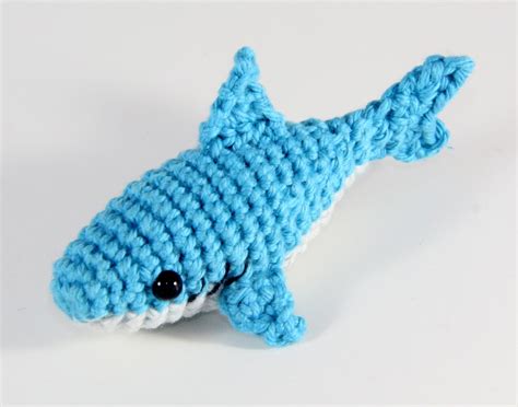 New Shark Amigurumi Plush/keychain optional MADE TO ORDER - Etsy