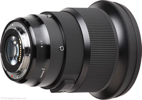 Sigma 105mm F 1 4 DG HSM Art Lens Review