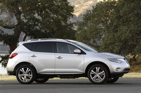 Nissan Murano Review And Photos