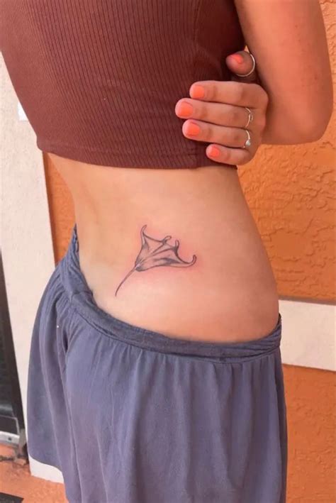 Sting Ray Tattoo Tattoos Ray Tattoo Simplistic Tattoos