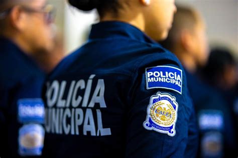 Unos 300 policías municipales llevan años sin trabajar y cobrando