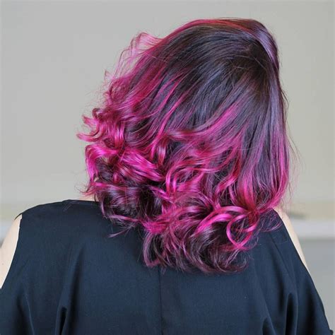 Mechas Rosas No Cabelo