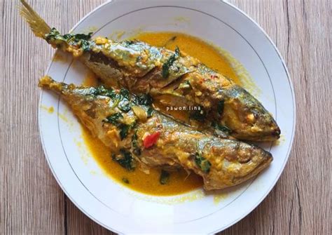 Resep Gulai Ikan Kembung Daun Kemangi Oleh Pawon Lina Cookpad