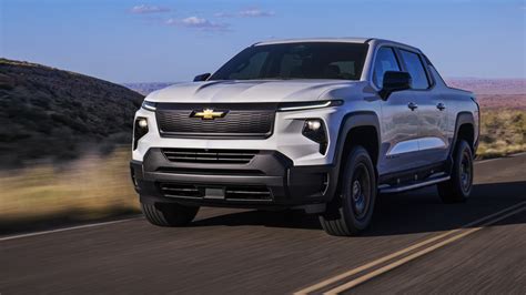 Chevy Just Confirmed A Big 2024 Silverado EV Advantage Over Electric ...