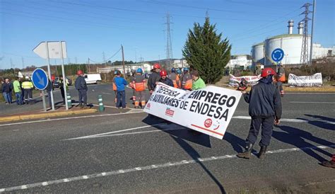 O Persoal Das Auxiliares De Endesa Segue Coas Protestas Para Esixir A