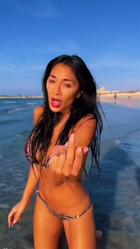 Nicole Scherzinger Bikini 3