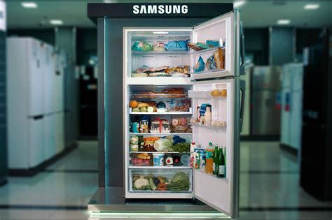 Samsung предлагает оценить широкие возможности большого холодильника ...