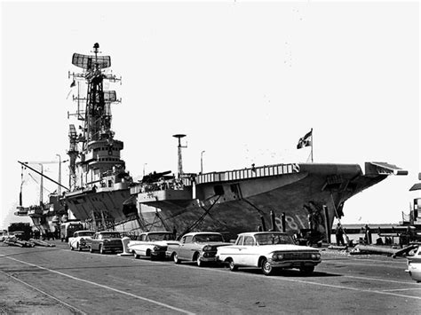 Dutch Marine Hr Ms Karel Doorman Ln Norfolf 1958 Vliegdekschip