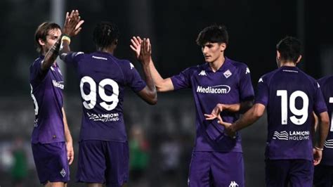 Fiorentina Tutto Pronto Per La Prima Notte Europea I Viola Sono