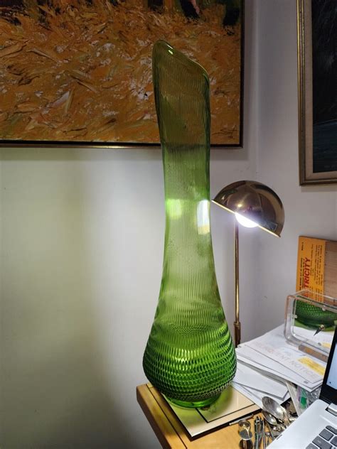 30” L E Smith Green Glass Nubby Butt Swung Floor Vase 1960’’s Mid Century Modern Vocabulary Today