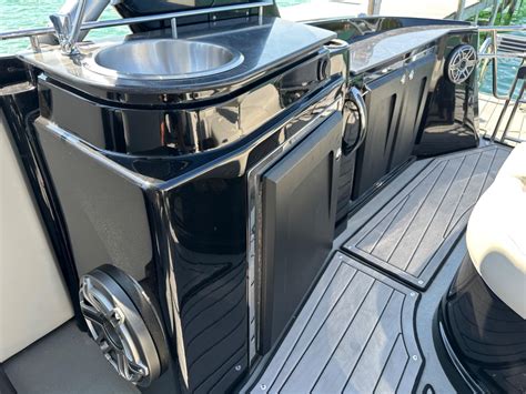 Used 2023 Sylvan M-3 CLZ DC TRI, 49796 Walloon Lake - Boat Trader