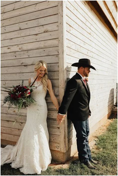 Stylish Rustic Groom Attire Ideas Weddingomania