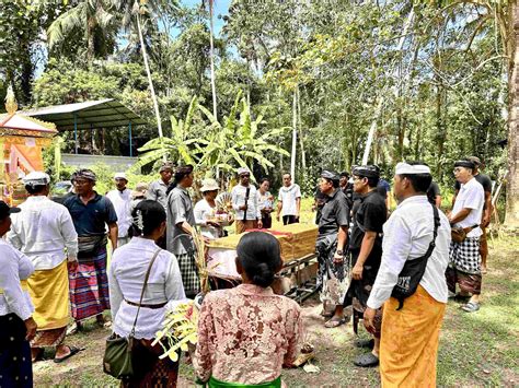 Attending Ngaben Balinese Cremation Ceremony Cultural Guide