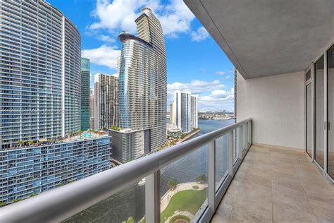 Icon Brickell Tower 3 Condos For Sale W Miami Tower