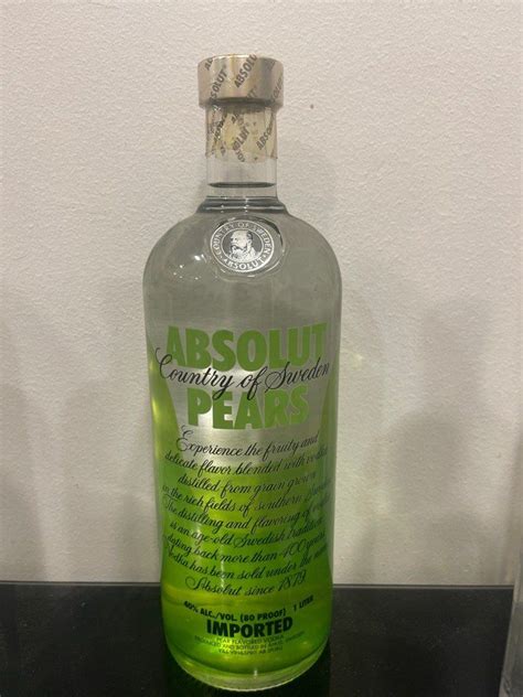 Absolut Vodka Pears L Food Drinks Alcoholic Beverages On Carousell