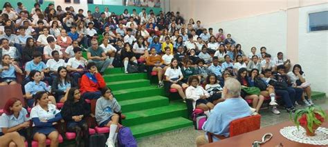 Aniversario 50 De Una Escuela Vocacional Relevante En La Historia