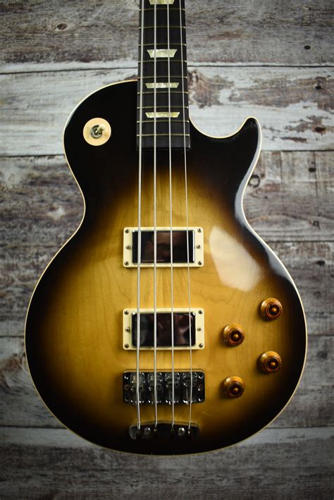 2005 Gibson Les Paul Bass