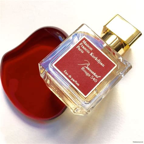 Il Profumo Baccarat Rouge Di Maison Francis Kurkdjian Perfume