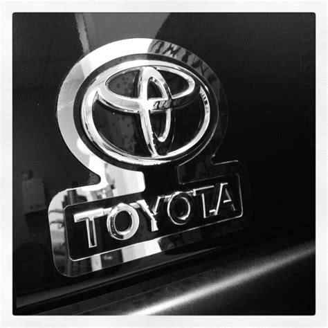 91 best Car emblems images on Pinterest | Car logos, Badges and Cars