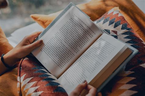 27 Essential Tips To Read More Books And Make It A Habit