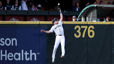 Watch Seattle Mariners Luke Raley Robs Astros Of Home Run