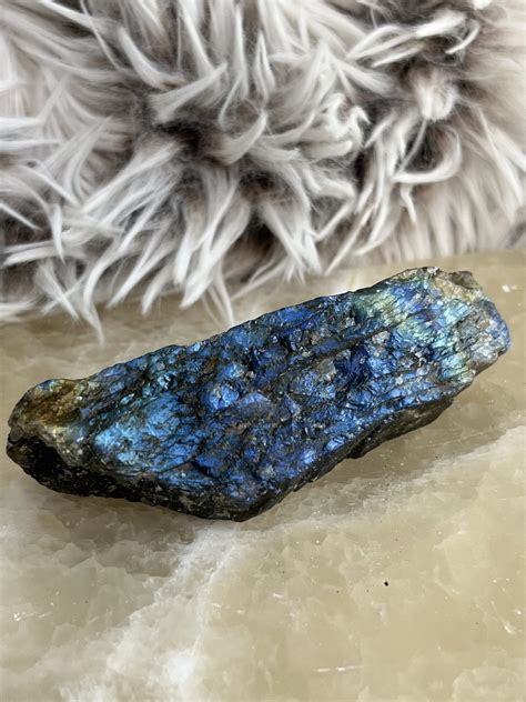 Labradorite Crystal | Korale