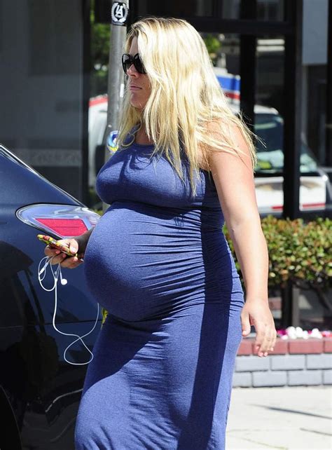 Naked Busy Philipps Added 07 19 2016 By Helloworld