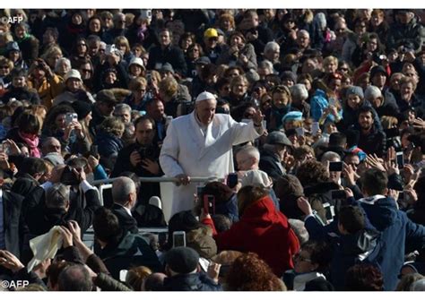 Como un servidor de la misericordia calificó el Papa a san Pío de