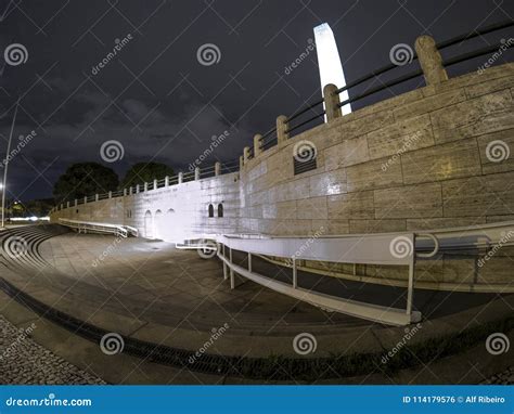 Obelisk at night editorial photo. Image of monument - 114179576