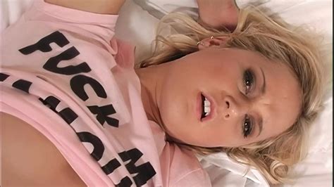 Slutty Angel Paris Dahl Melepas Celana Dalamnya Dan Menyentuh Dirinya