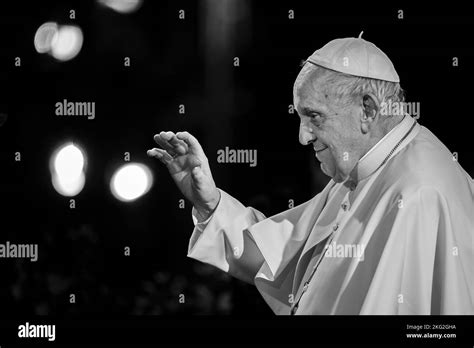 Papa Francesco Via Crucis Al Colosseo Foto E Immagini Stock In Bianco E