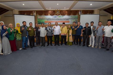 Pj Gubernur NTB Pimpin Pembahasan Resolusi Konflik Pengelolaan Hutan