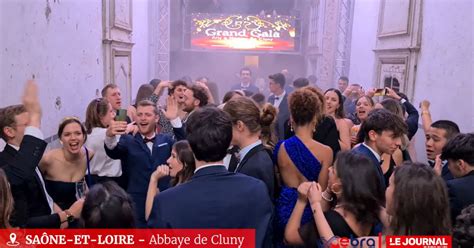 Cluny Le Grand Gala Des Arts Et M Tiers A Illumin Labbaye