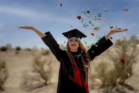 Menaker 12 Persen Pengangguran Di Indonesia Didominasi Sarjana Dan Diploma