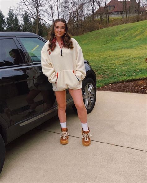 Kendall Vertes - Personal Pics 12/30/2018 • CelebMafia