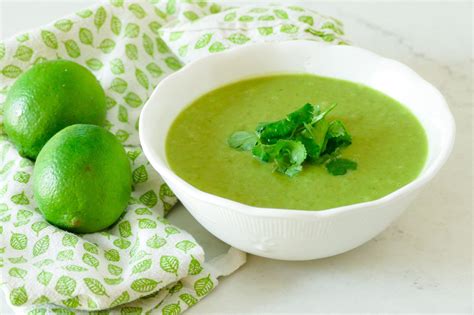 Potage De Petits Pois Au Lait De Noix De Coco Et Gingembre Une M Re