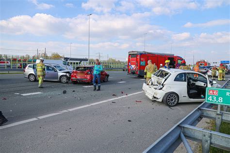 Flinke Ravage Op Snelweg Door Ongeval Rijksweg A R In Naarden