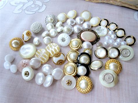 Vintage Pearl Buttons Antique Buttons Sewing Supplies Etsy