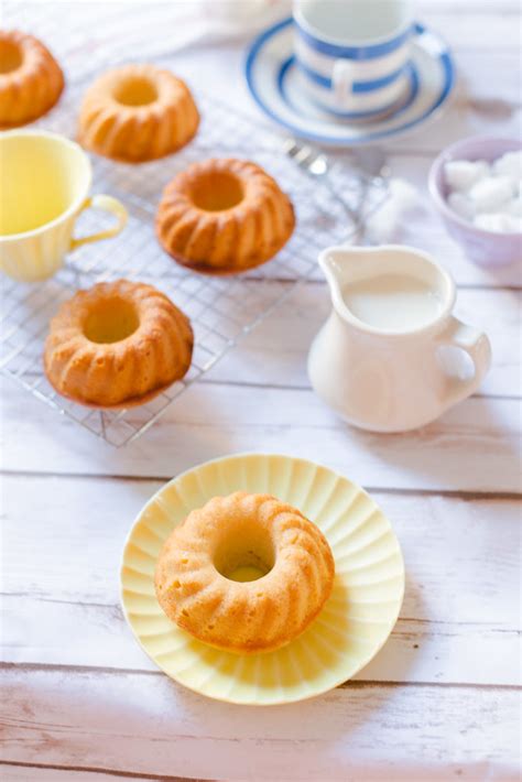 Lemon Tea Cakes The Whinery By Elsa Brobbey