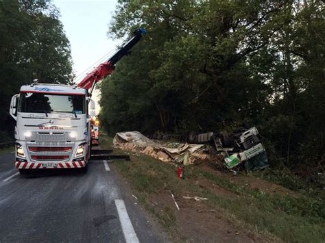 Un camion au fossé sur la D940 la circulation est redevenue normale