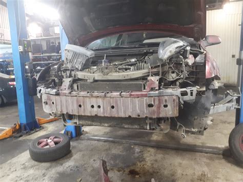 Бампер в цвет. И… продажа. — Ford Focus Hatchback II, 2 л, 2007 года ...