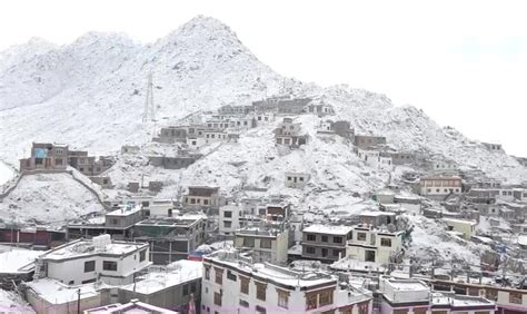 Mercury Drops In Ladakh As Leh Freezes At 10 Degrees Celsius Daily