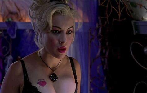 The Pinkprint Jennifer Tilly In The Bride Of Chucky S Films